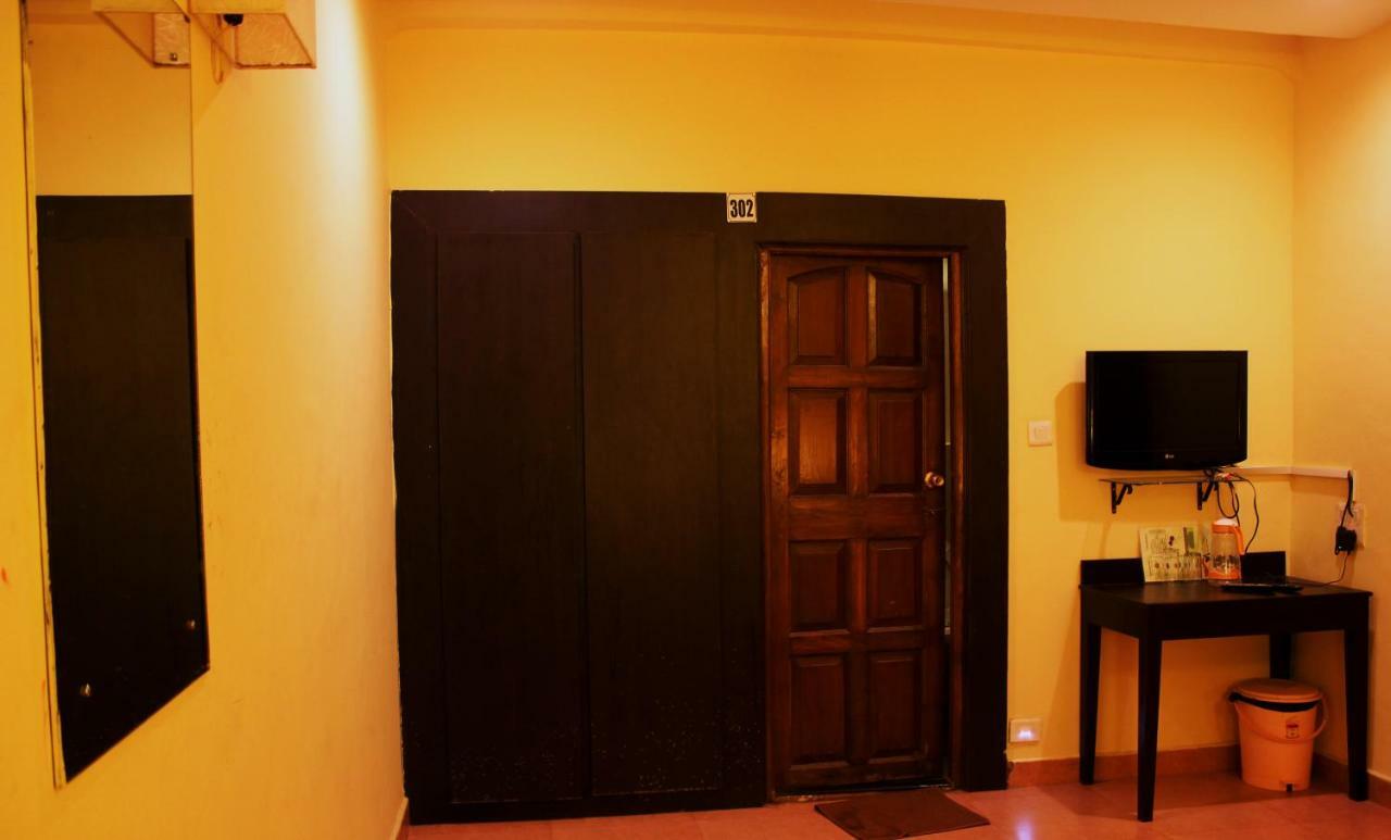 De Sai Palace Calangute Buitenkant foto